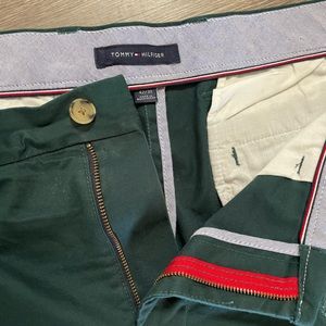 COPY - Tommy Hilfiger Dark Green Men’s Flat Front Chino Pant size 42/30